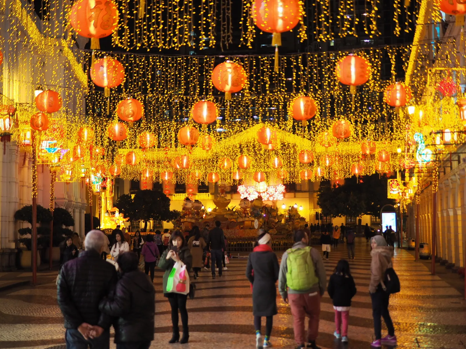 Neon Asia, photograph 6 — Macau, 2017