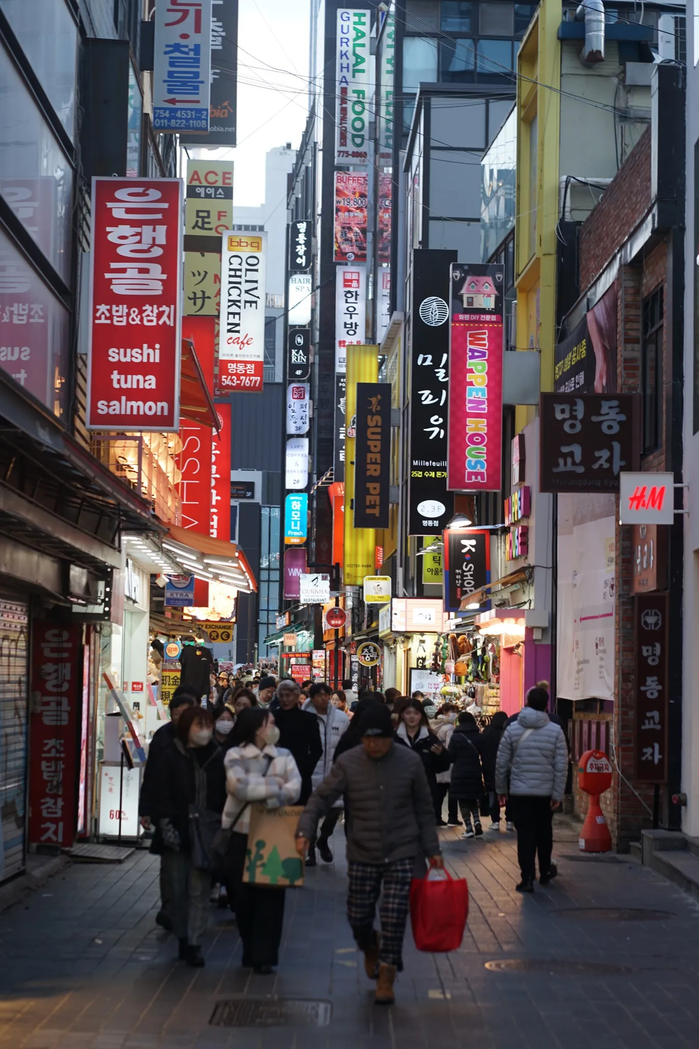 Neon Asia, photograph 8 — Seoul, South Korea, 2025
