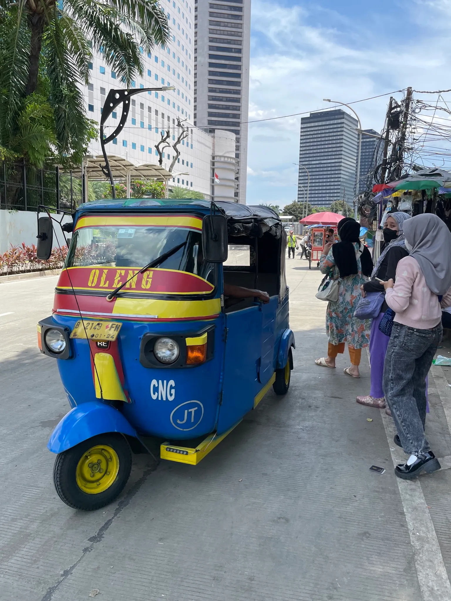 Home Streets, photograph 9 — Jakarta, Indonesia, 2022