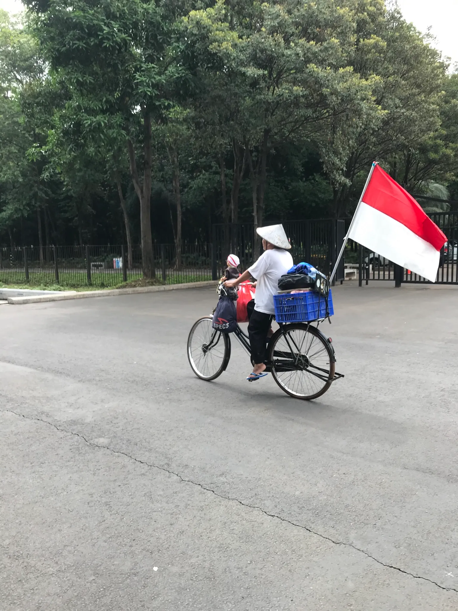Home Streets, photograph 20 — Jakarta, Indonesia, 2020
