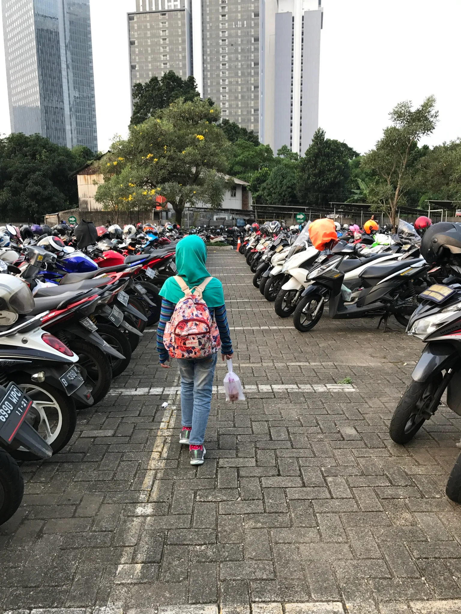 Home Streets, photograph 21 — Jakarta, Indonesia, 2017